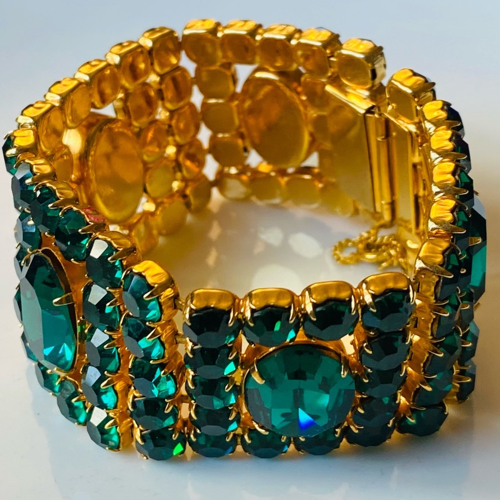 18k gold plated & synthetic emerald bracelet